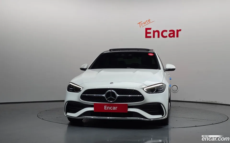 Mercedes-Benz C-Class C200 AMG Line 2025 — thumbnail 3