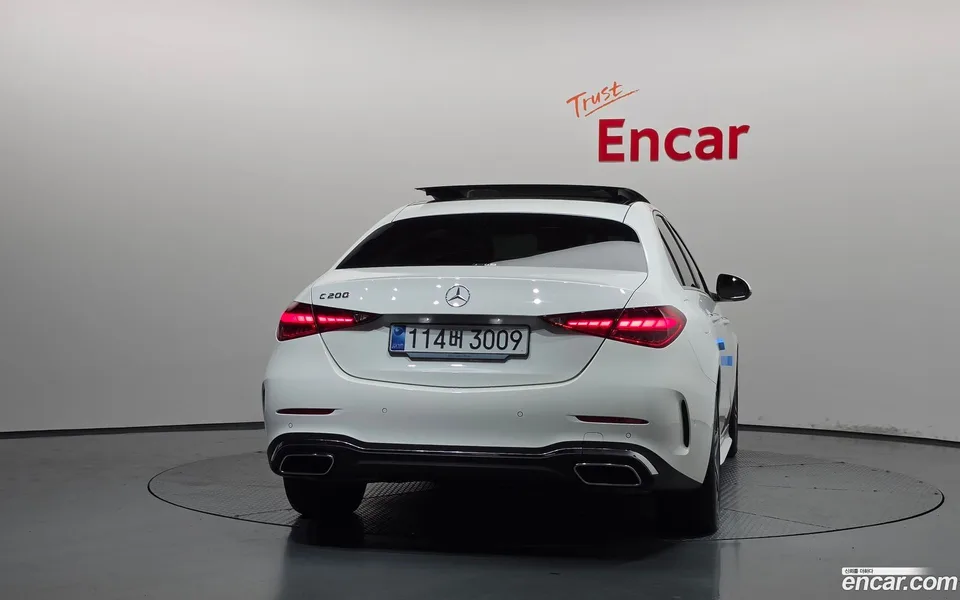 Mercedes-Benz C-Class C200 AMG Line 2025 — thumbnail 4