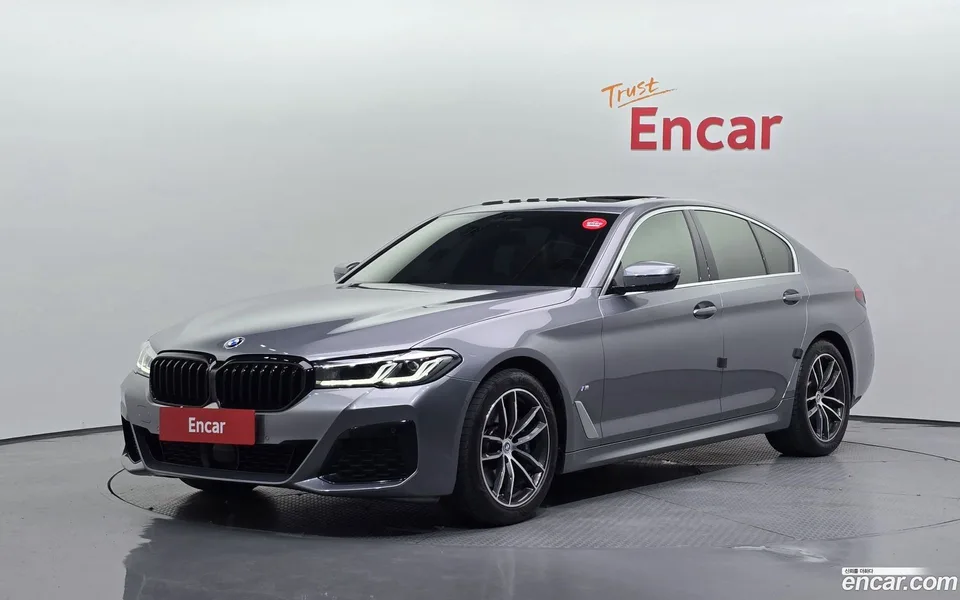 BMW 5 Series 523d M 2023 — photo 1, buy with delivery to Moscow