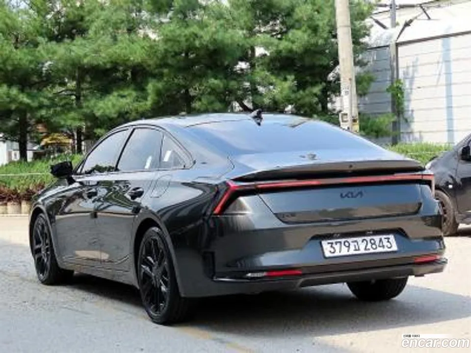 Kia K8 Hybrid 2025 — thumbnail 3