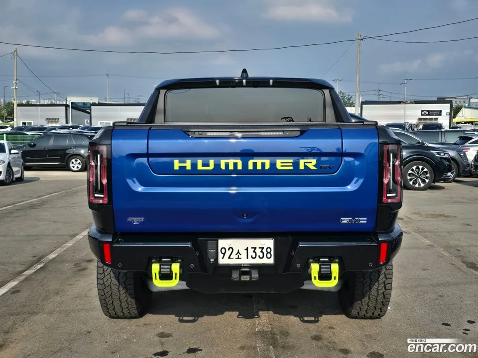GMC EV e4WD 2024 — миниатюра 2