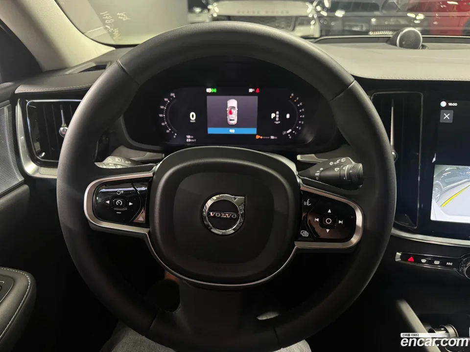 Volvo V60 Cross Country B5 AWD 2022 — thumbnail 2