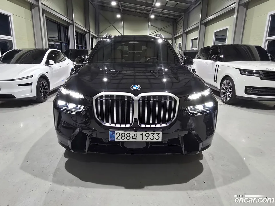 BMW X7 xDrive 40d M 7 2025 — thumbnail 3