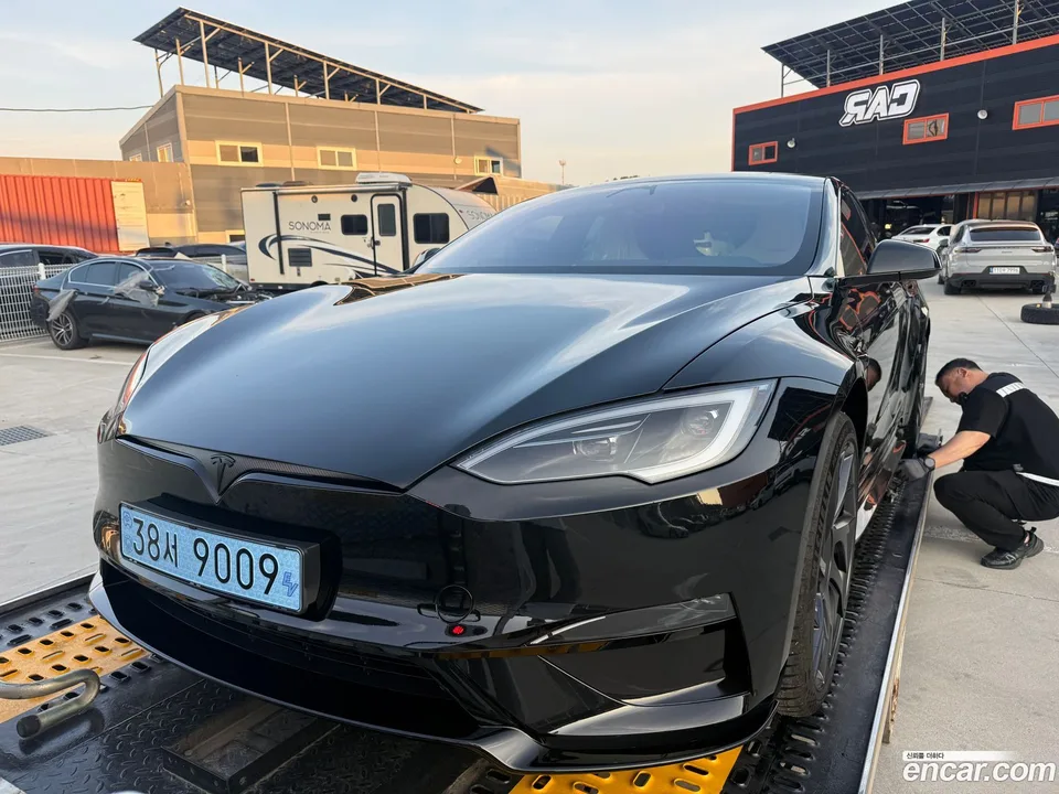 Tesla Model S 2026 — thumbnail 3