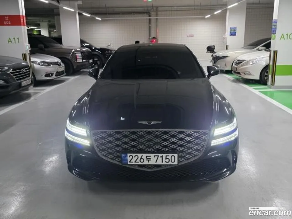 Genesis G80 2.5 AWD 2024 — photo 1, buy with delivery to Moscow