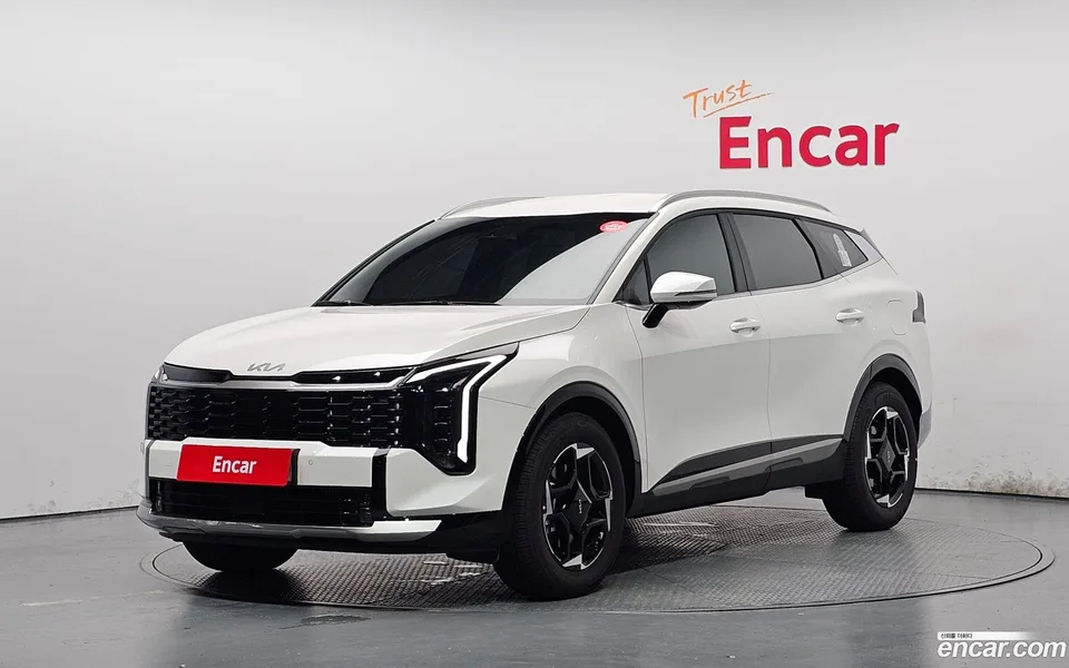 Kia Sportage 1.6 2WD 2025 — photo 1, buy with delivery to Moscow