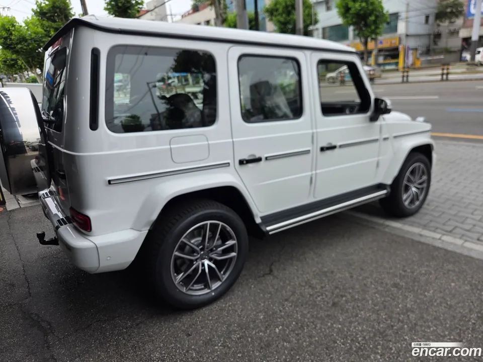 Mercedes-Benz G-Class G450d 2026 — thumbnail 5