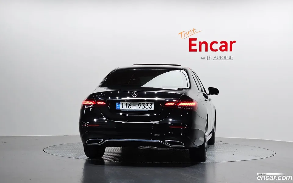 Mercedes-Benz E-Class E250 AMG Line 2022 — thumbnail 4