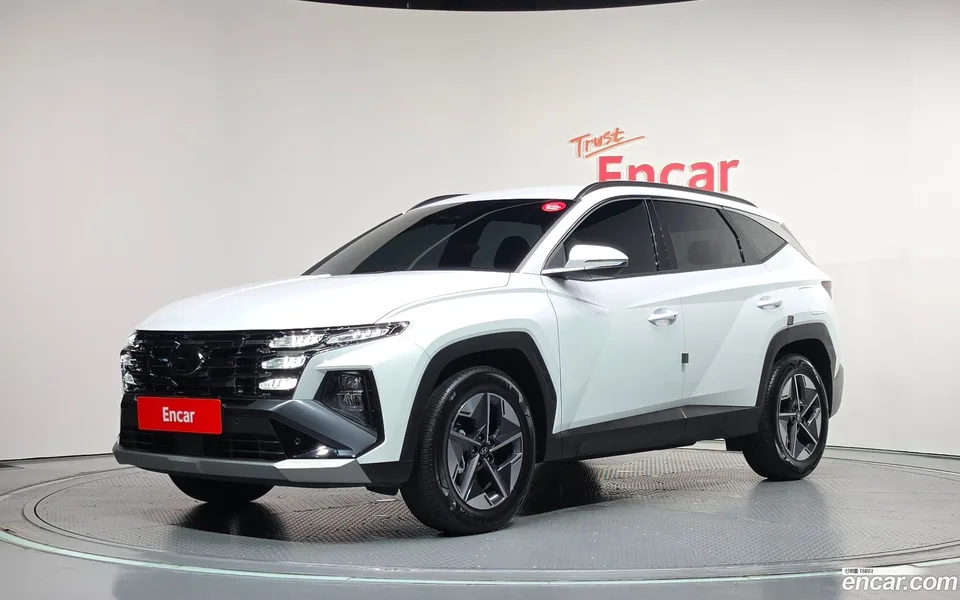 Hyundai Tucson NX4 1.6 2WD 2025 — photo 1, buy with delivery to Moscow