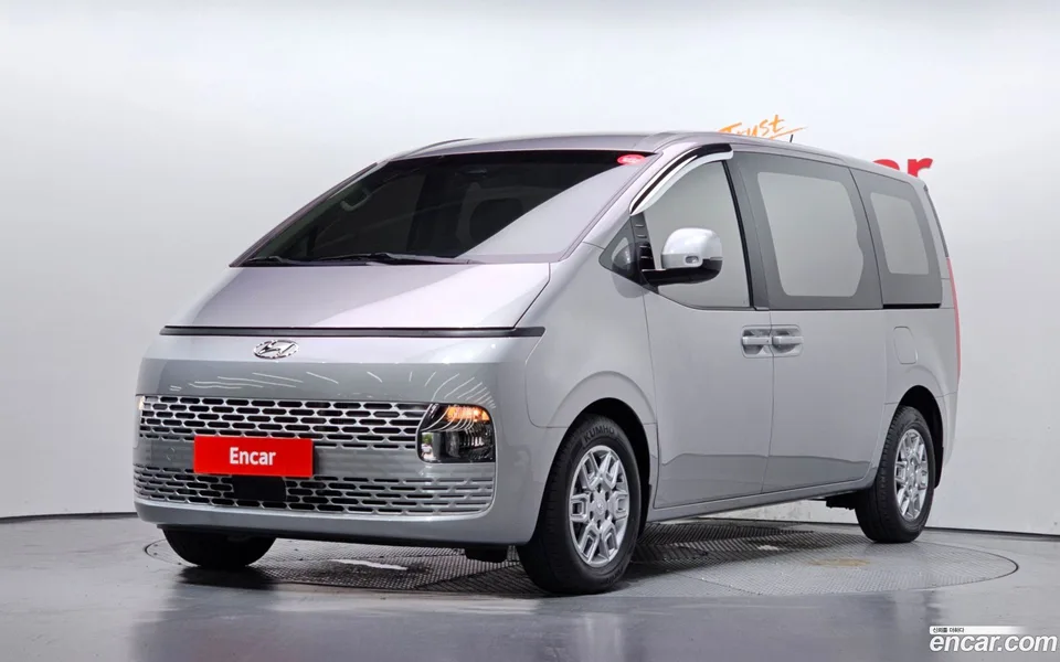 Hyundai Staria 2023