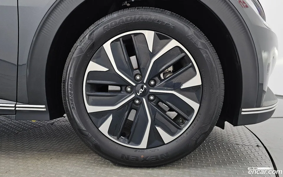 Kia EV6 2024 — thumbnail 2