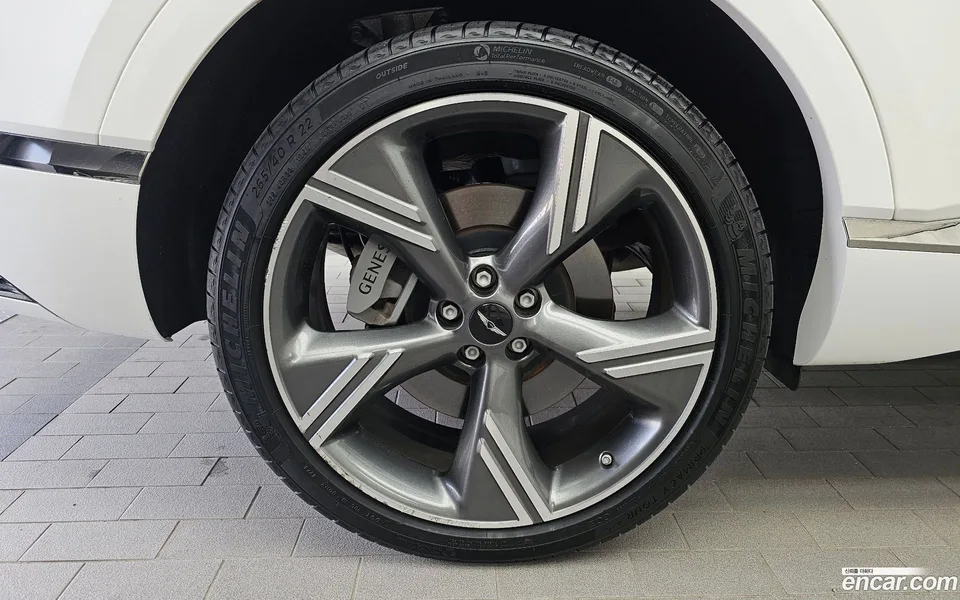 Genesis GV80 2.5T 2WD 2024 — thumbnail 2