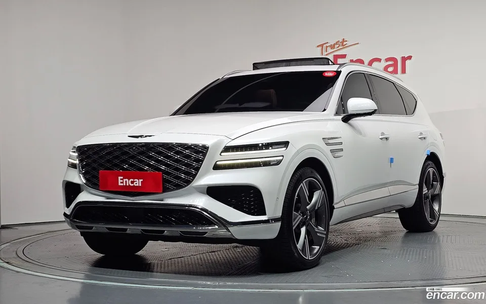 Genesis GV80 2.5T 2WD 2024 — photo 1, buy with delivery to Moscow