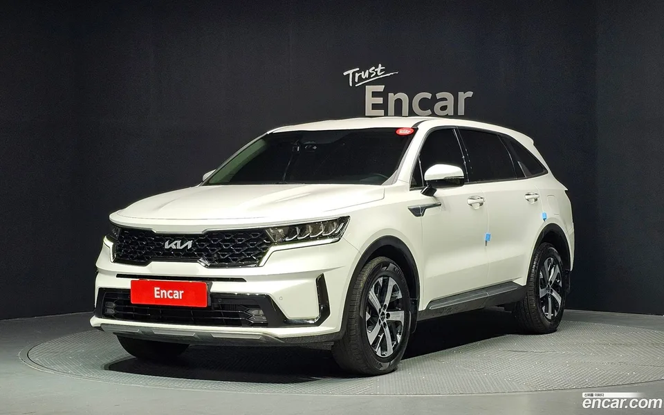 Kia Sorento 2.2 2WD 2023 — photo 1, buy with delivery to Moscow
