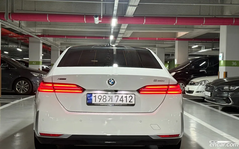BMW 5 Series 530i xDrive 2024 — thumbnail 3
