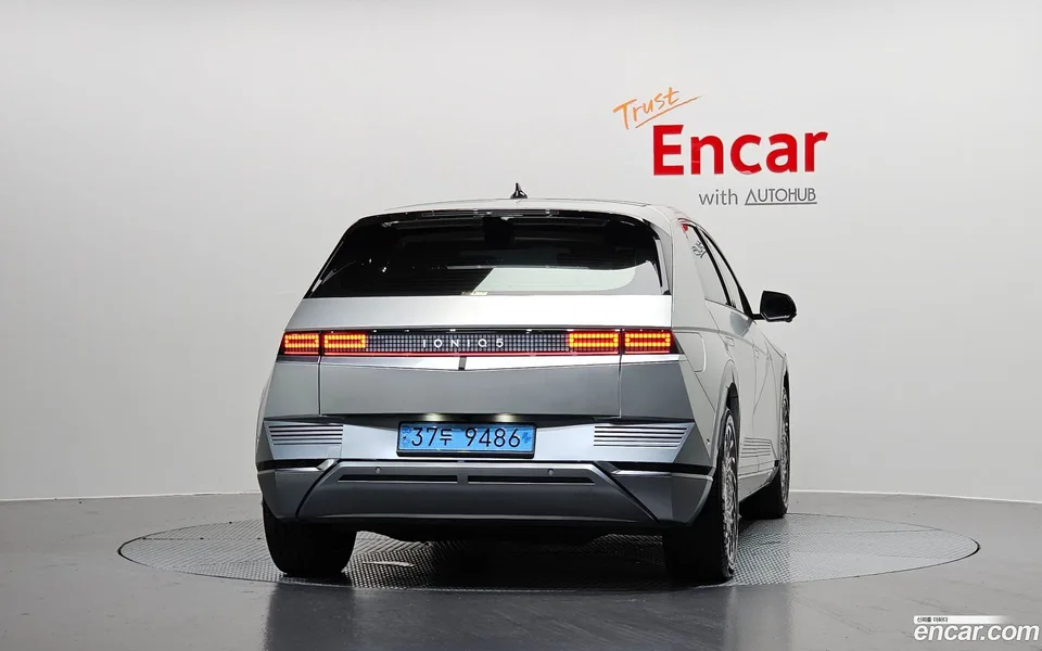 Hyundai Ioniq 5 2024 — thumbnail 4