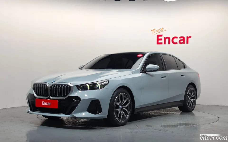 BMW 5 Series 520i M 2026 — photo 1, buy with delivery to Moscow