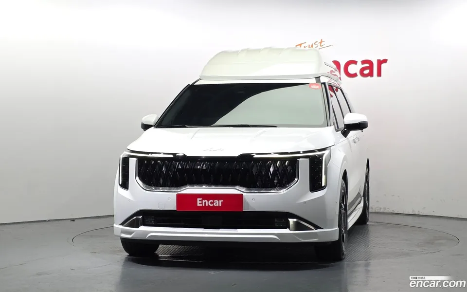 Kia Carnival HEV 9 () 2024 — thumbnail 3