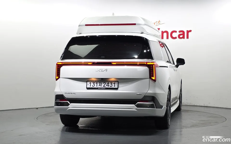 Kia Carnival HEV 9 () 2024 — thumbnail 4