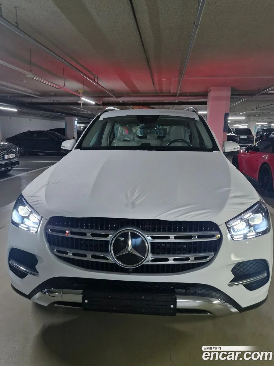 Mercedes-Benz GLE-Class GLE300d 4MATIC 2026 — photo 1, buy with delivery to Moscow