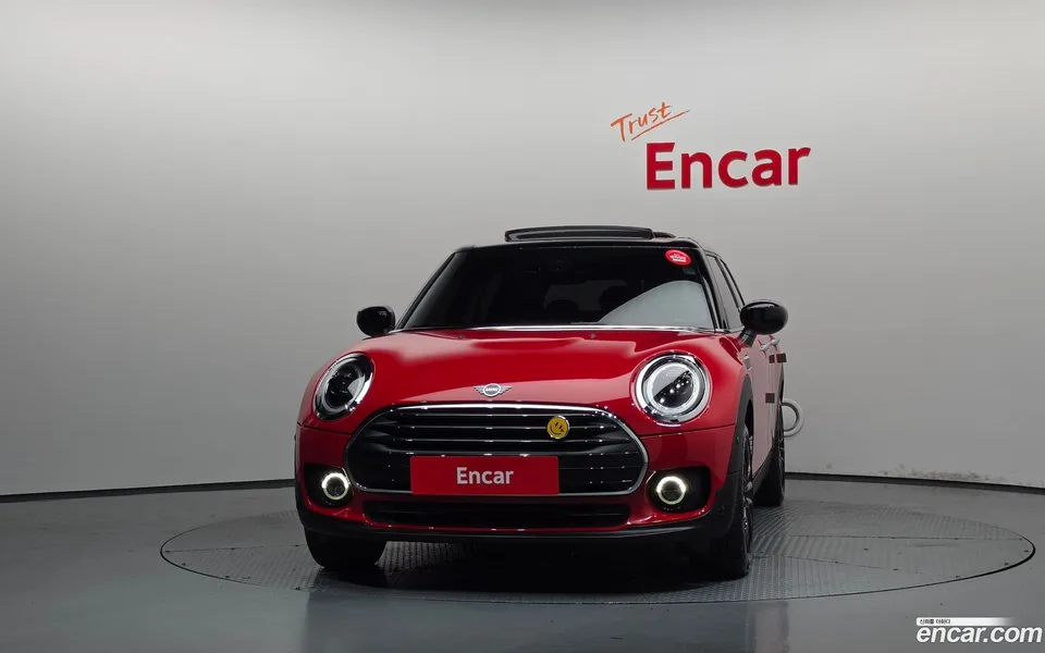 MINI Cooper Clubman 2023 — thumbnail 3