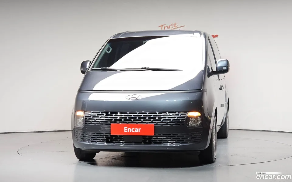 Hyundai Staria 11 2022 — thumbnail 3