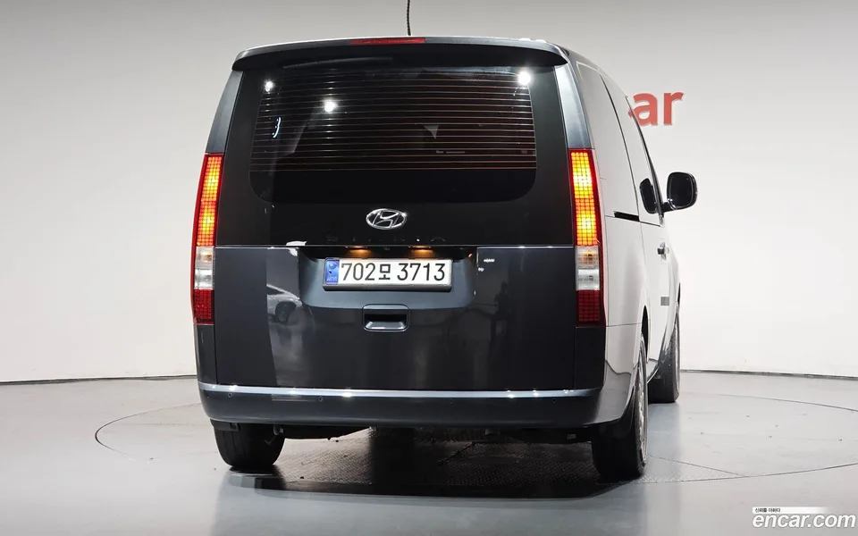 Hyundai Staria 11 2022 — thumbnail 4