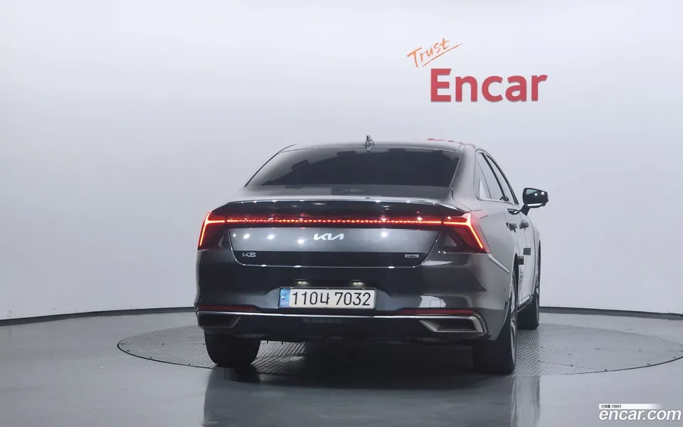 Kia K8 Hybrid 2023 — thumbnail 4