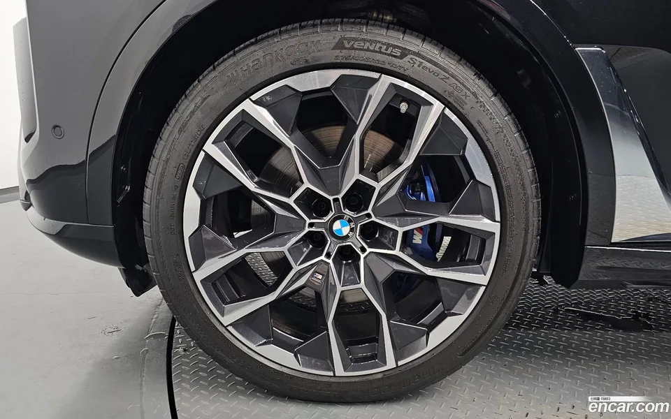BMW X7 xDrive 40d M 6 2024 — thumbnail 2