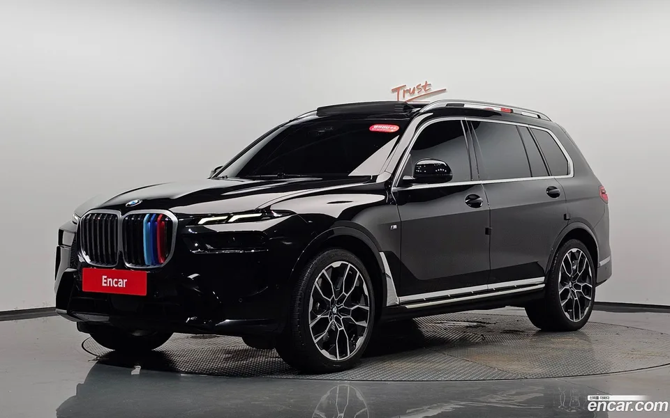 BMW X7 xDrive 40d M 6 2024 — photo 1, buy with delivery to Moscow