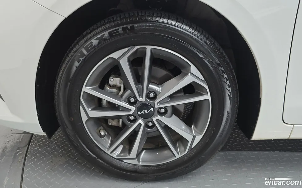 Kia K3 1.6 2022 — thumbnail 5