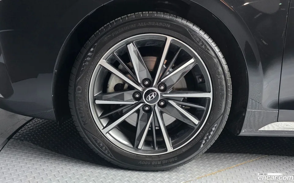 Hyundai Grandeur IG 3.3 2022 — thumbnail 2