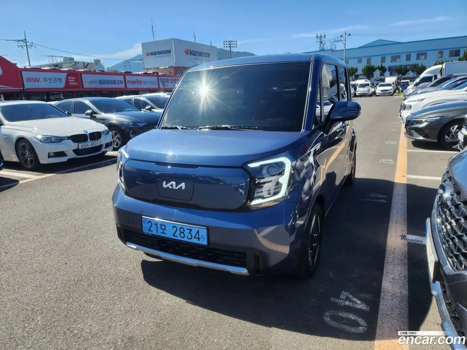 Kia Ray EV 2024 — photo 1, buy with delivery to Moscow