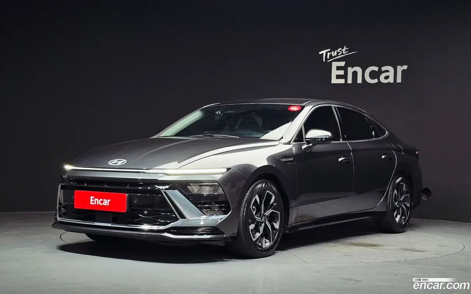 Hyundai Sonata The Edge 2.0 2023 — photo 1, buy with delivery to Moscow