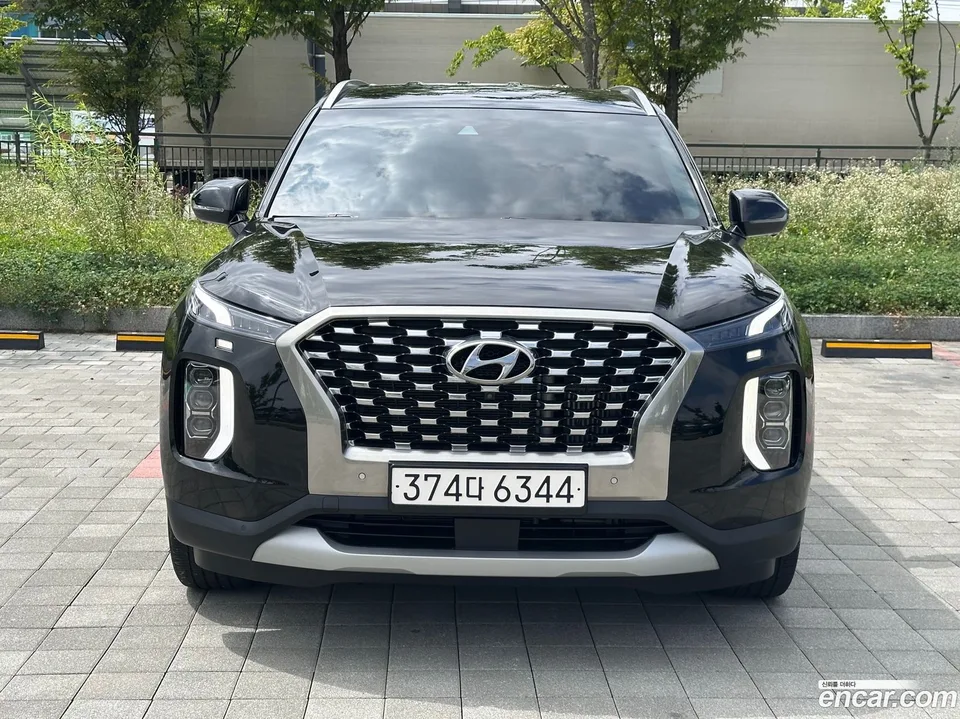 Hyundai Palisade 2.2 2WD 2022 — photo 1, buy with delivery to Moscow