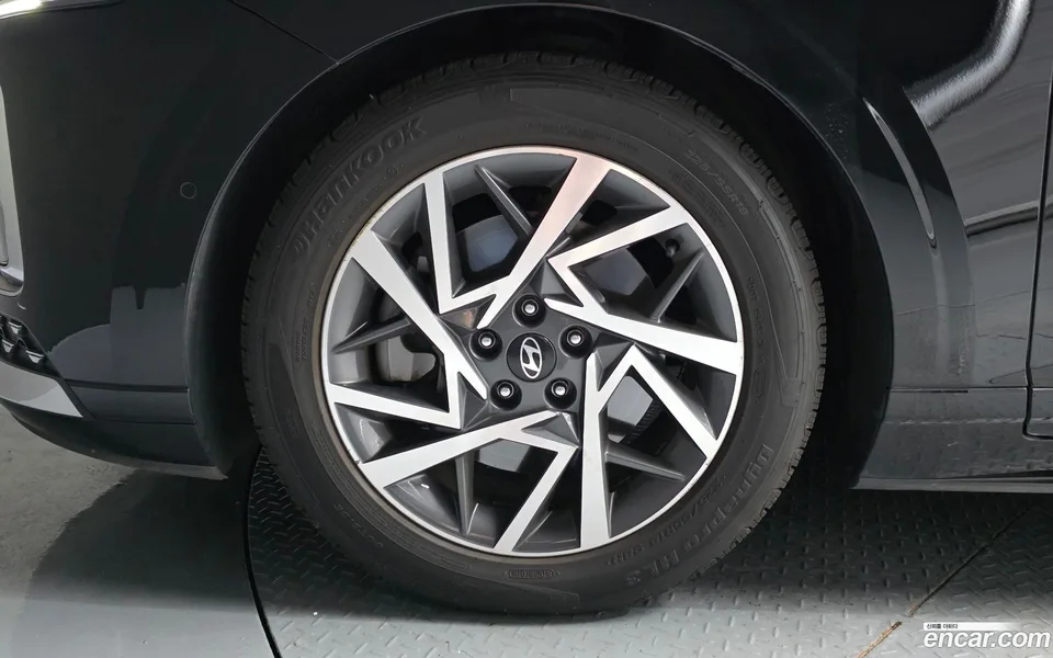 Hyundai Grandeur 3.5 2WD 2023 — thumbnail 5