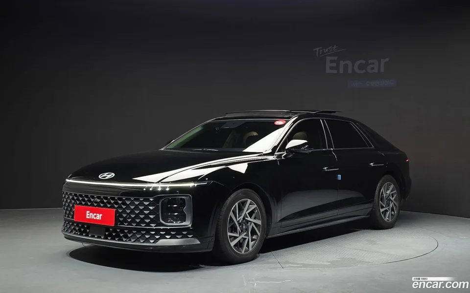 Hyundai Grandeur 3.5 2WD 2023 — photo 1, buy with delivery to Moscow