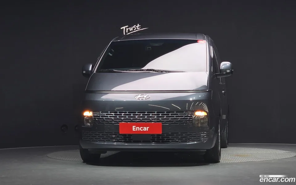 Hyundai Staria 5 2024 — thumbnail 3