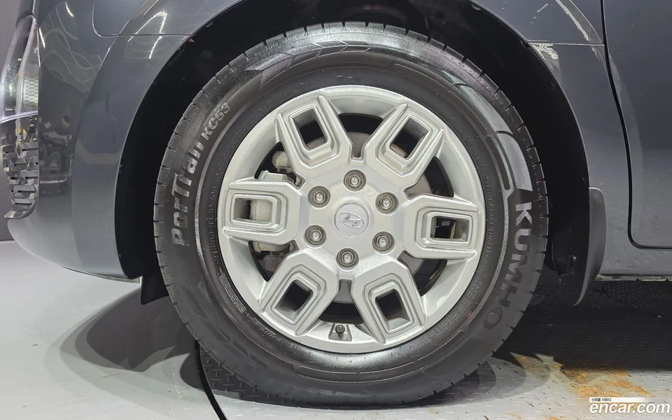 Hyundai Staria 5 2024 — thumbnail 5