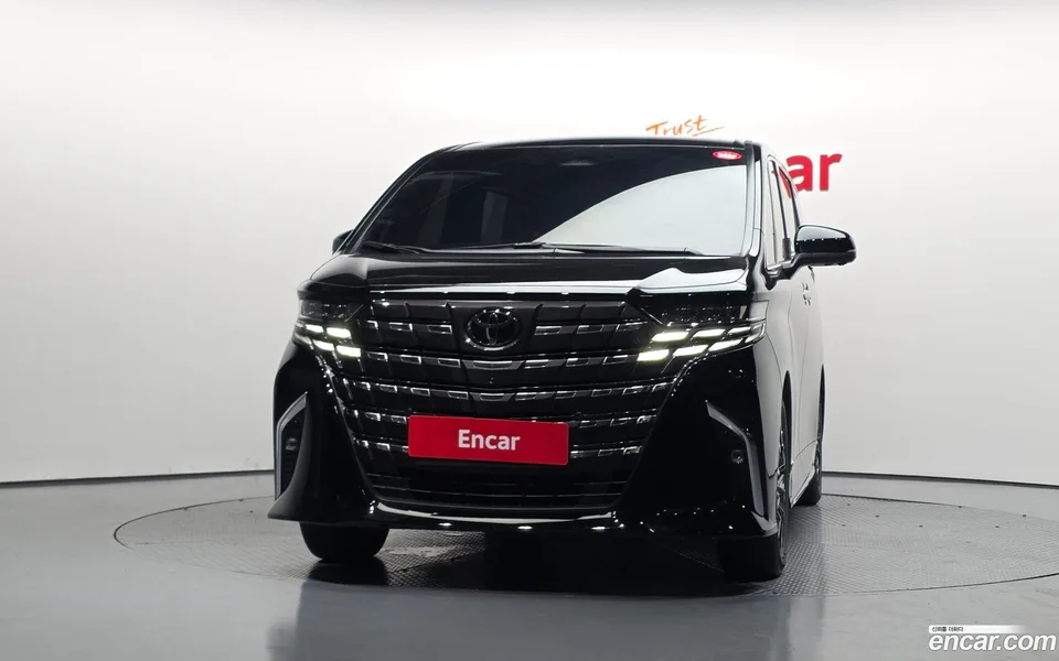 Toyota Alphard 2.5 HEV AWD 2025 — thumbnail 3