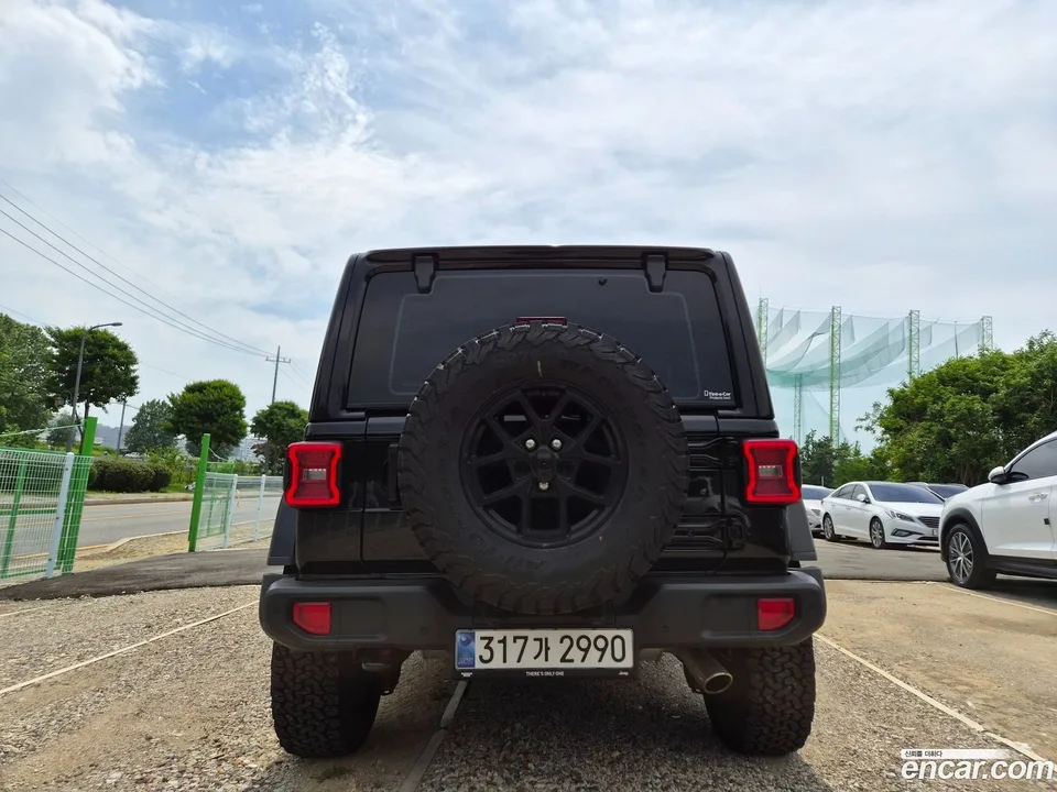 Jeep Wrangler 2.0 4 2025 — thumbnail 4