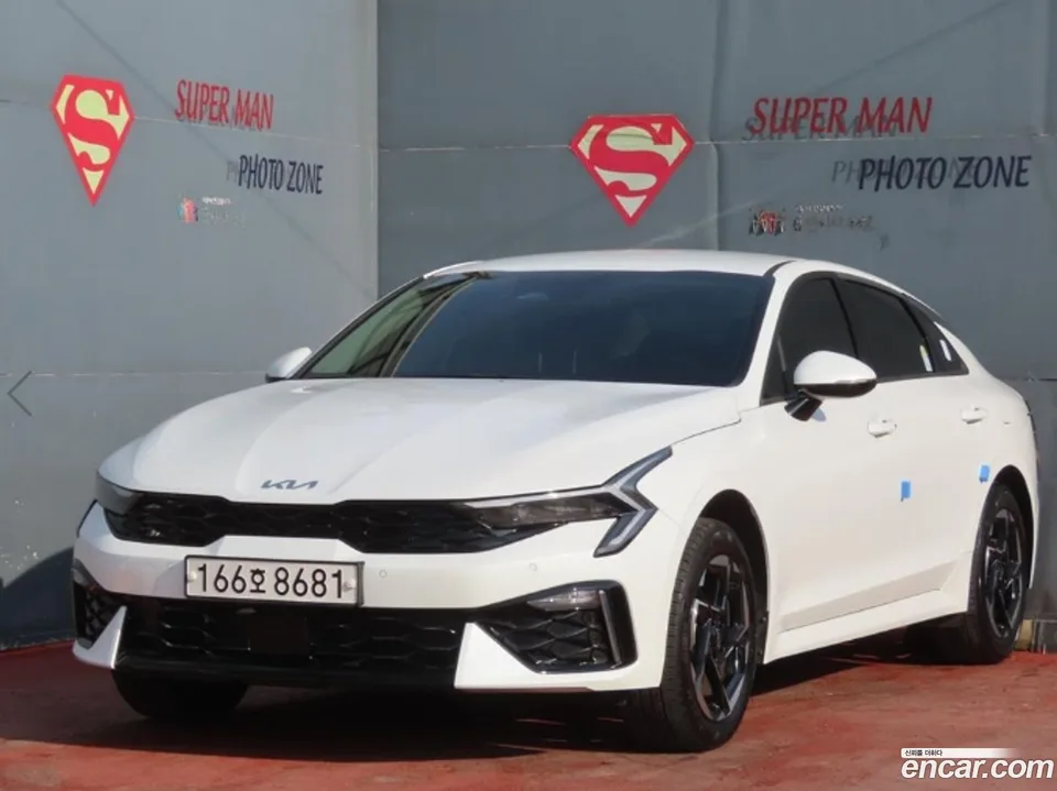 Kia K5 2.0 2024 — photo 1, buy with delivery to Moscow