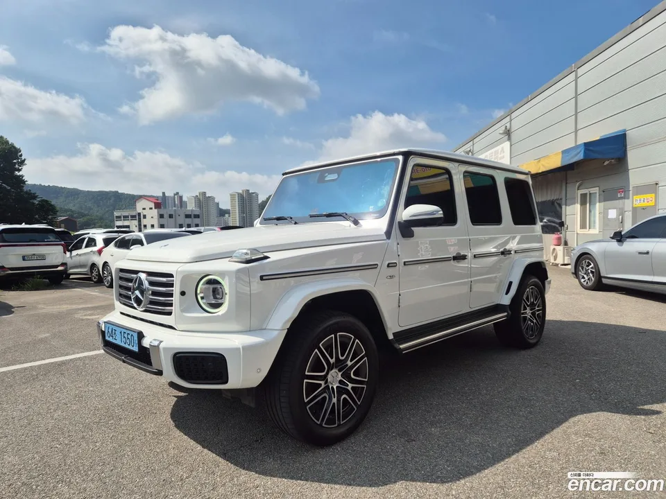 Mercedes-Benz G-Class 2025
