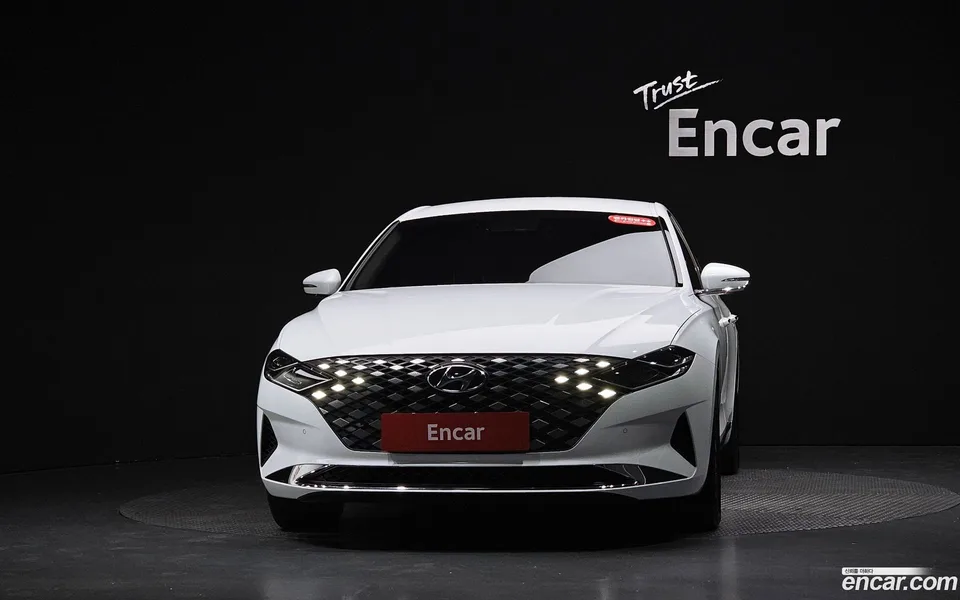 Hyundai Grandeur IG 3.0 LPi () 2022 — thumbnail 3