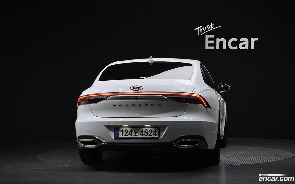 Hyundai Grandeur IG 3.0 LPi () 2022 — thumbnail 4