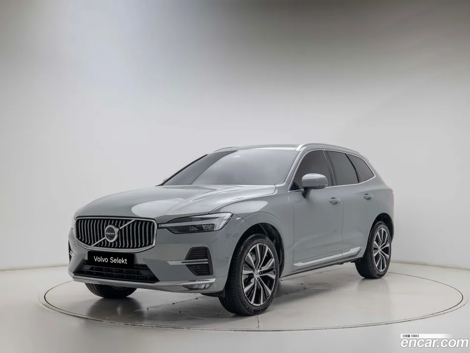 Volvo XC60 B6 2025 — photo 1, buy with delivery to Moscow