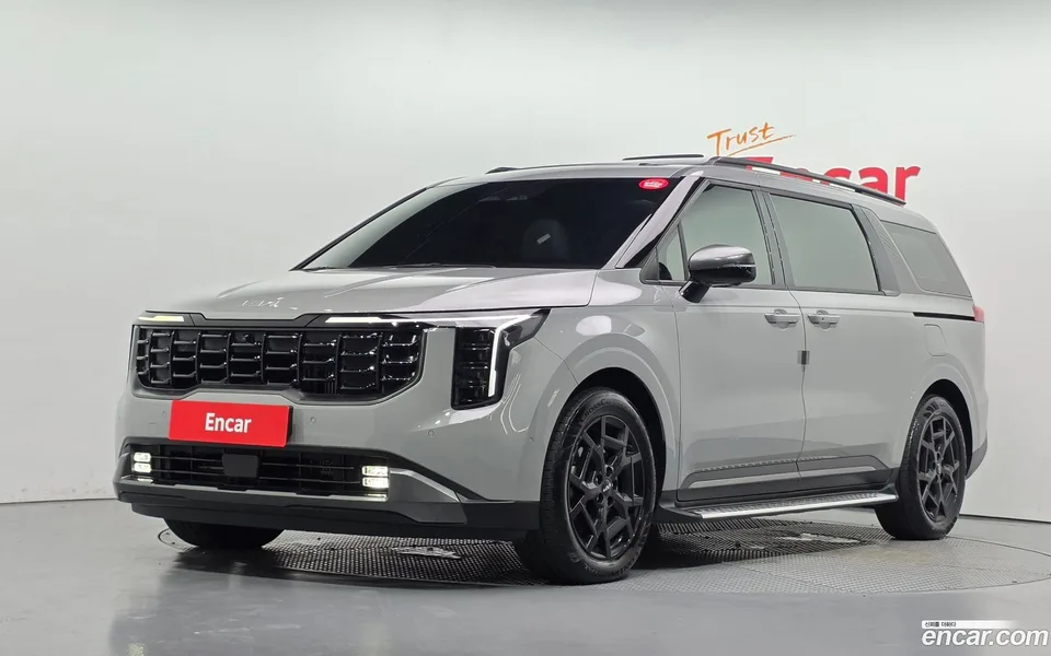 Kia Carnival HEV 9 2024 — photo 1, buy with delivery to Moscow