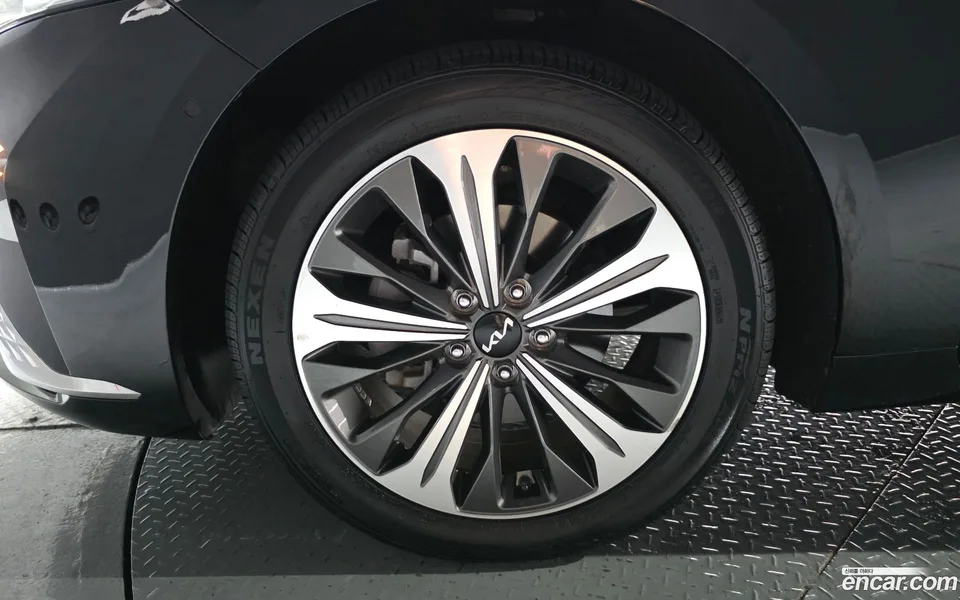 Kia K8 Hybrid 2022 — thumbnail 5
