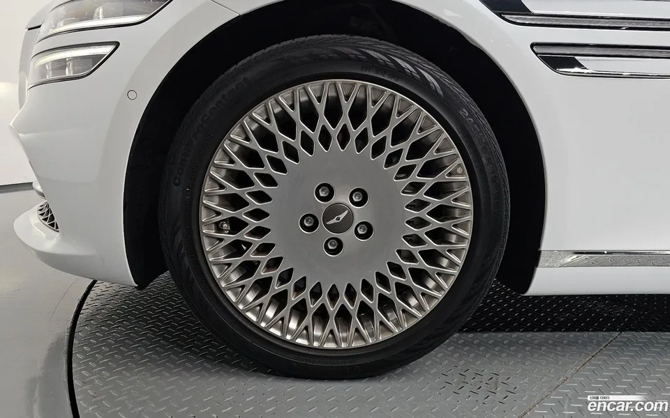 Genesis G80 2.5 2WD 2023 — thumbnail 2
