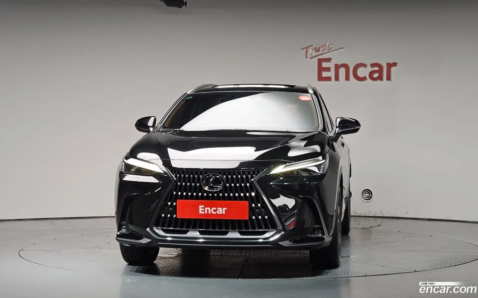 Lexus NX 350h 2025 — thumbnail 3